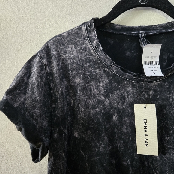 LF Emma & Sam Acid Wash Distressed Tee - Picture 6 of 7